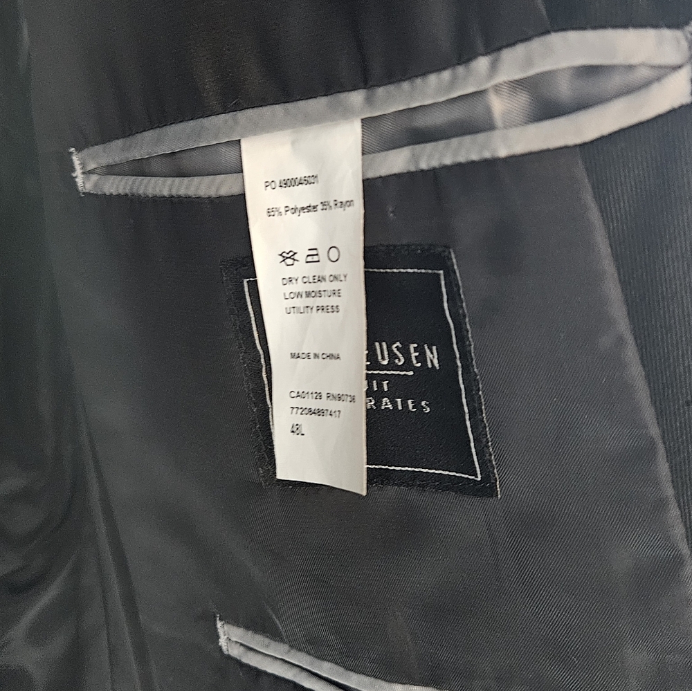 Suit jacket - Picture 2 of 3